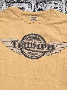 -M- TRIUMPH MOTORCYCLES Lightweight T Shirt | Lucky Brand Mens Casual Biker